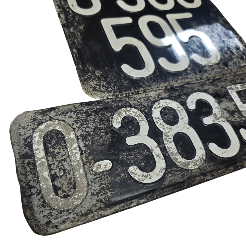 Authentisches österreichisches Kfz-Kennzeichen Schwarze Nummerntafel Nummernschild