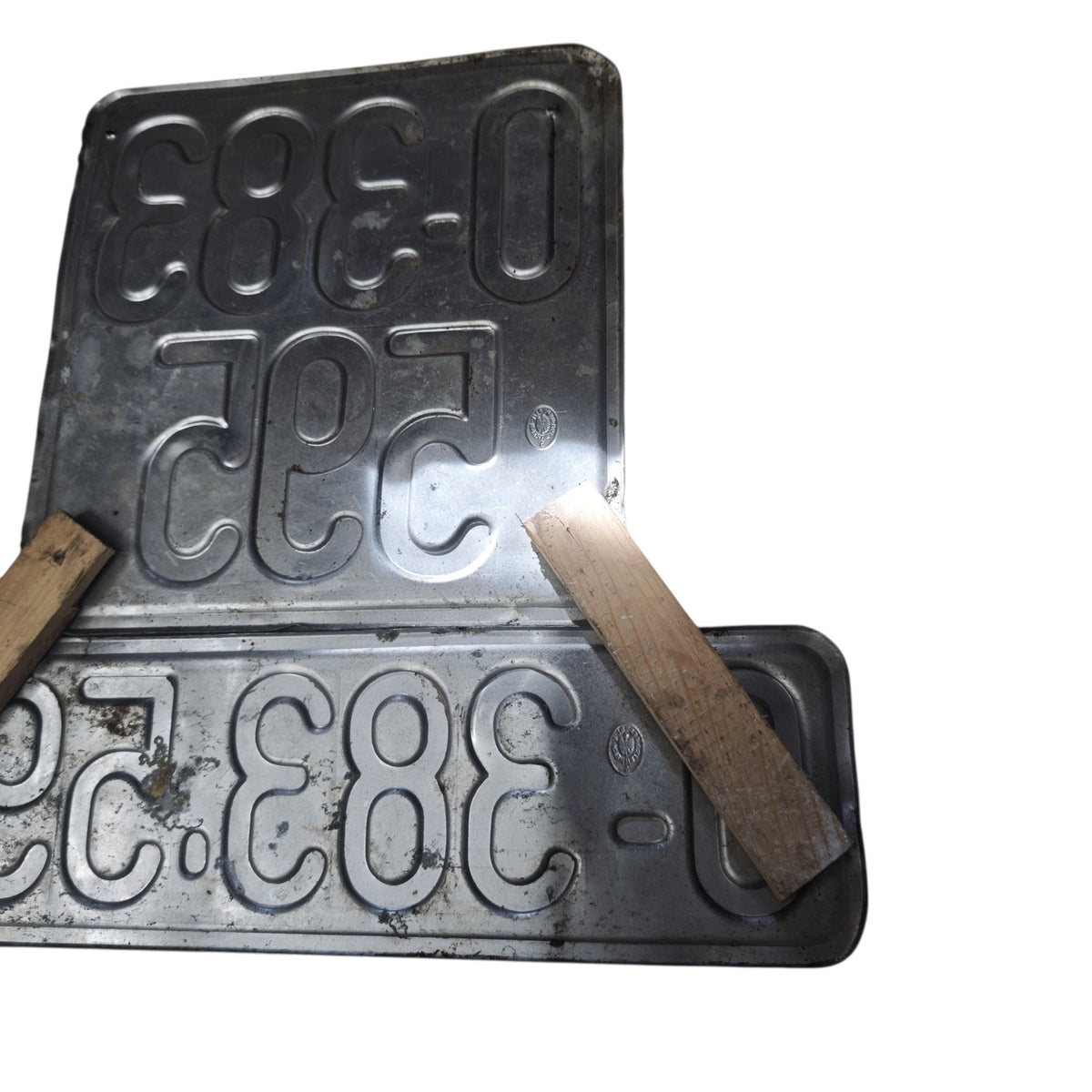 Authentisches österreichisches Kfz-Kennzeichen Schwarze Nummerntafel Nummernschild
