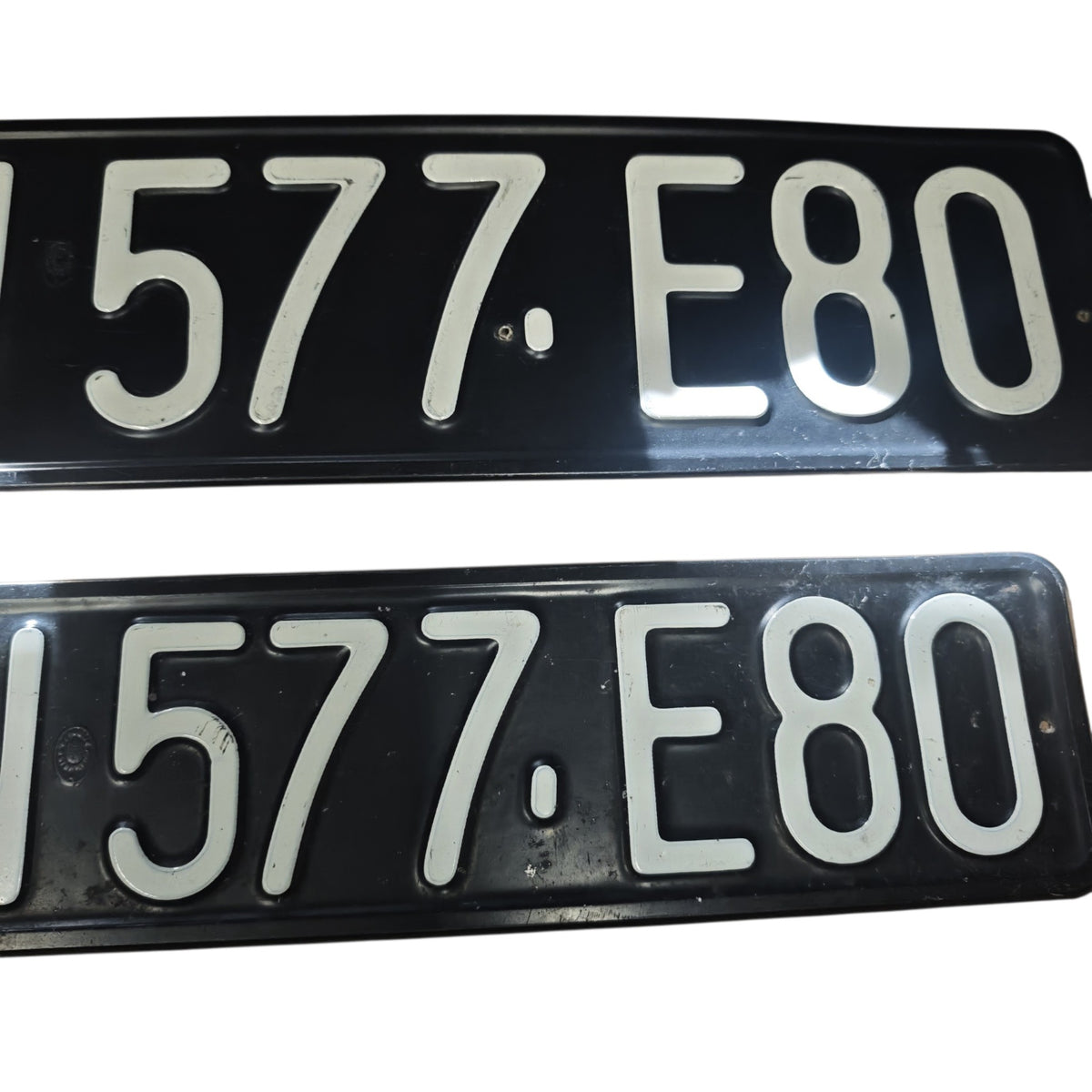 Authentisches österreichisches Kfz-Kennzeichen Schwarze Nummern Tafferl Nummernschild